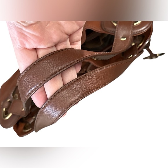 Michael Kors brown genuine leather handbag 3 big pockets EUC clean inside hobo - Picture 4 of 12